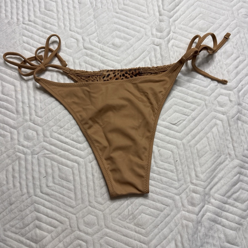 American Eagle Outfitters Tan Crochet Bikini - Picture 3 of 5